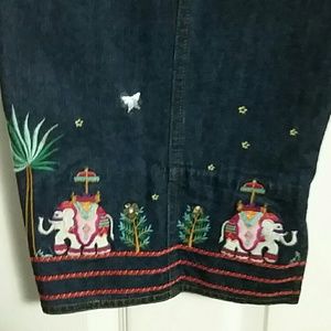 🐘 Elephant Capri Jeans